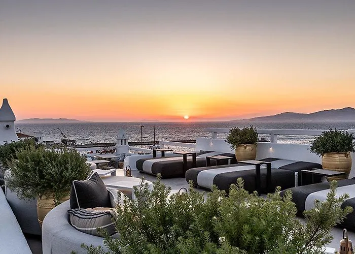 The Townhouse Mykonos מלון