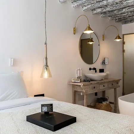 The Townhouse Mykonos 5*