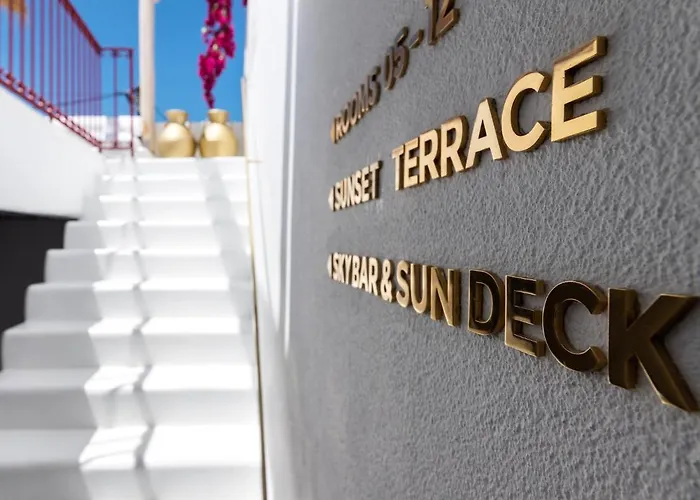 The Townhouse Mykonos 5*