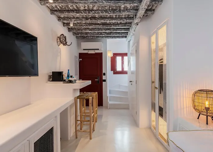 The Townhouse Mykonos 5*